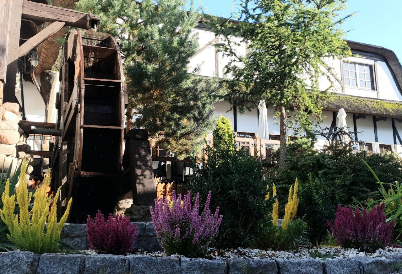 Kraina Jezior Hotel Ostroda Exterior photo